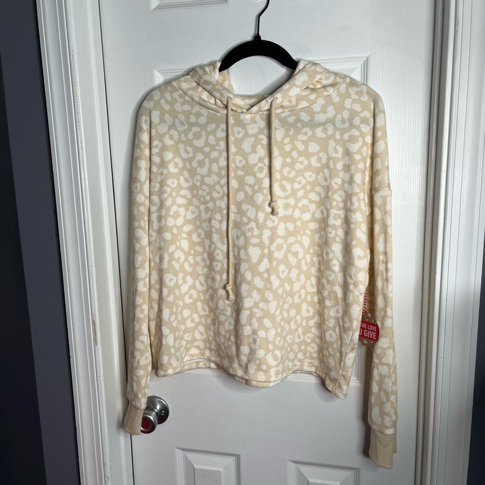 Forever 21 Cream and Tan Hoodie